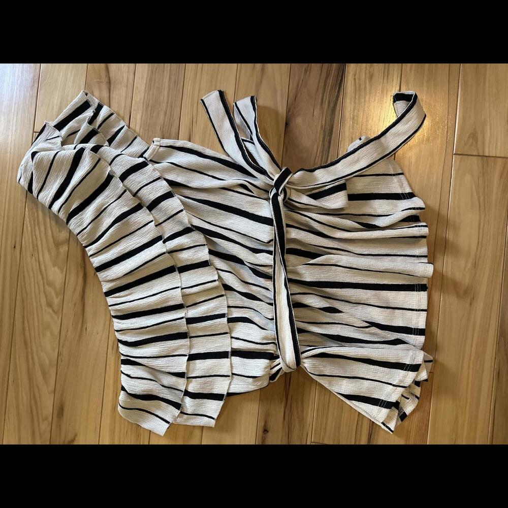 NWT!! Anthropologie Maeve Gorgeous One-Shoulder Belted Top! Small!